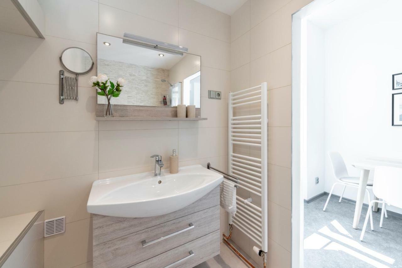 Apartment Slavikova 11 Praga Zewnętrze zdjęcie
