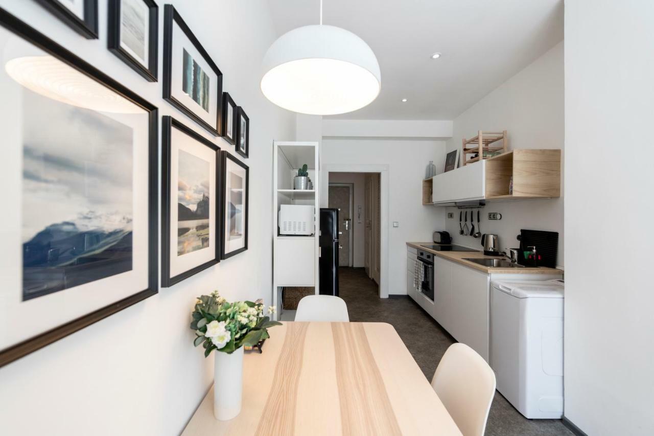 Apartment Slavikova 11 Praga Zewnętrze zdjęcie